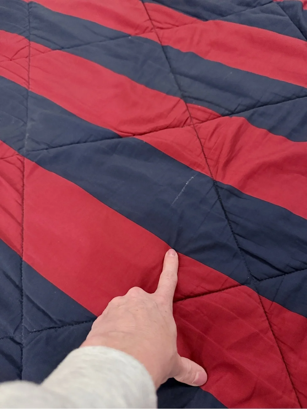 Pottery Barn Kids Rugby Stripe Navy Red Queen Size Comforter